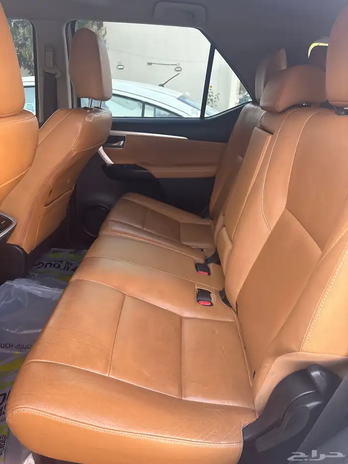 فورتشنر 2017 فل كامل ممشى 190 الف VX SR5 V6 السعر لقطة 12