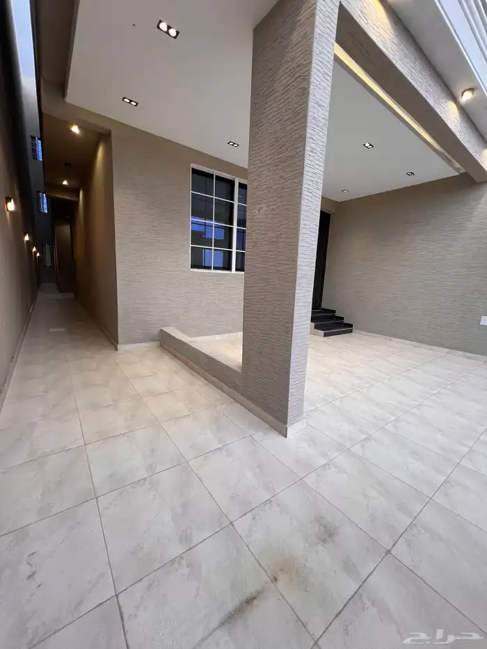 ادوار ارضيه وادوارعلويه طريق ابها الخميس مقابل دوار التحلية 5