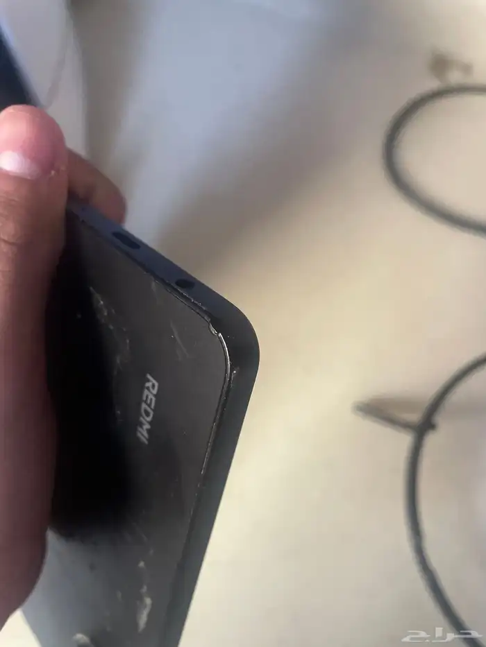 جوال نوعه REDMl شغال ودين علا السوم 5