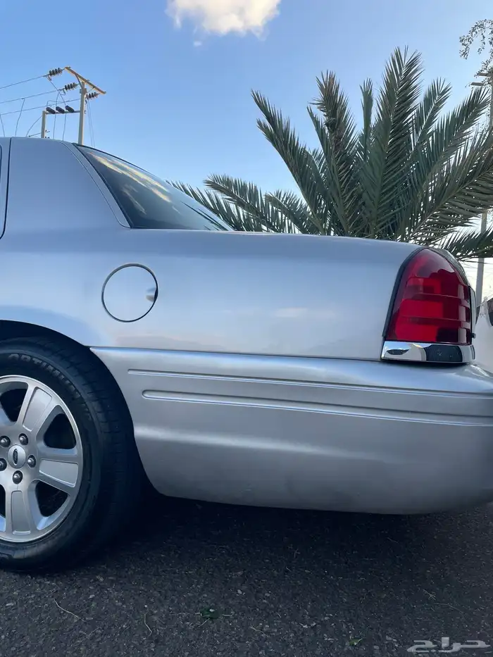 فورد فكتوريا 11 بودي ومحركات بلد 36