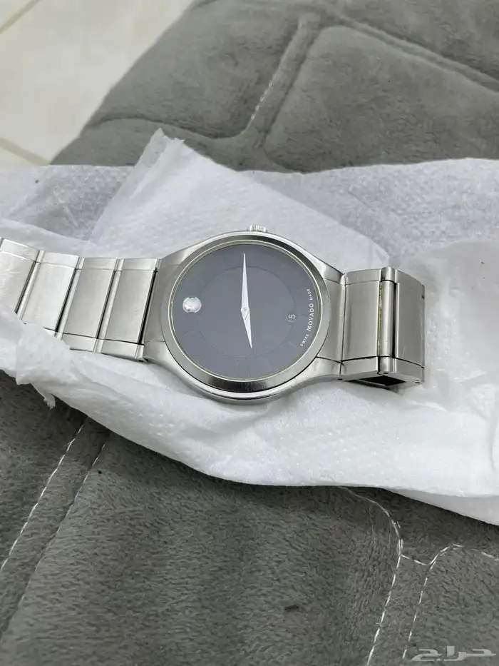 ساعه سويسريه أصليMovado 0