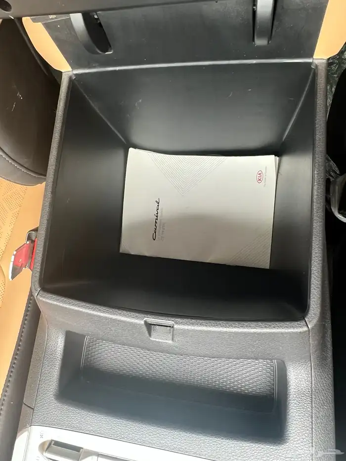 كيا كرنفال 2021 ( ديزل ) فل كامل بحالة الوكالة 18