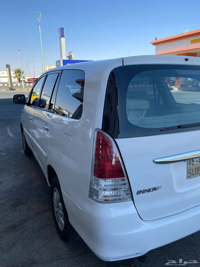 انوفا 2007 قير عايدي مفحوص مجدد مشروط 8