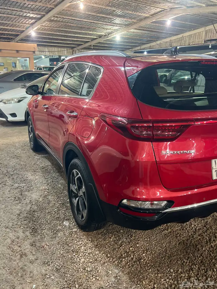 للبيع كيا سوبرتاج 2020حجم المكينه 2400cc 3