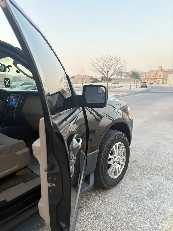 فورد اكسبيدشن 2014 للبيع 5