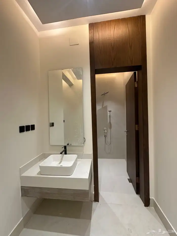 للبيع شقق بمدخل مستقل بحى حسام خميس مشيط 10