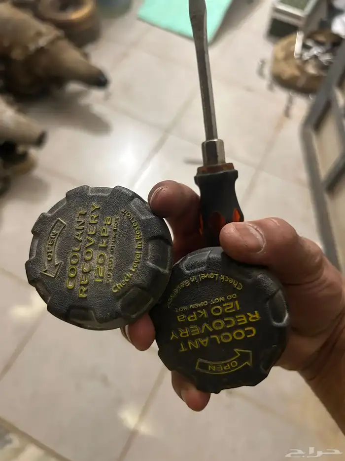 للبيع قطع غيار كابرس ولومينا من 2000 إلى 2006 12