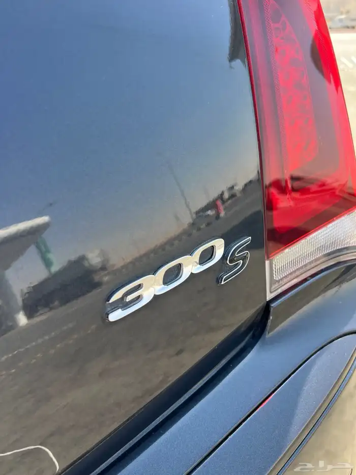 للبيع كرايزلر 2018 - C300s 14