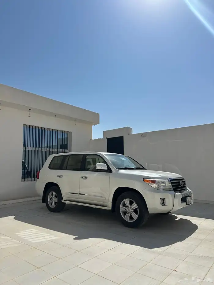 لاندكروزر 2014 شرط البدي والمحركات 1