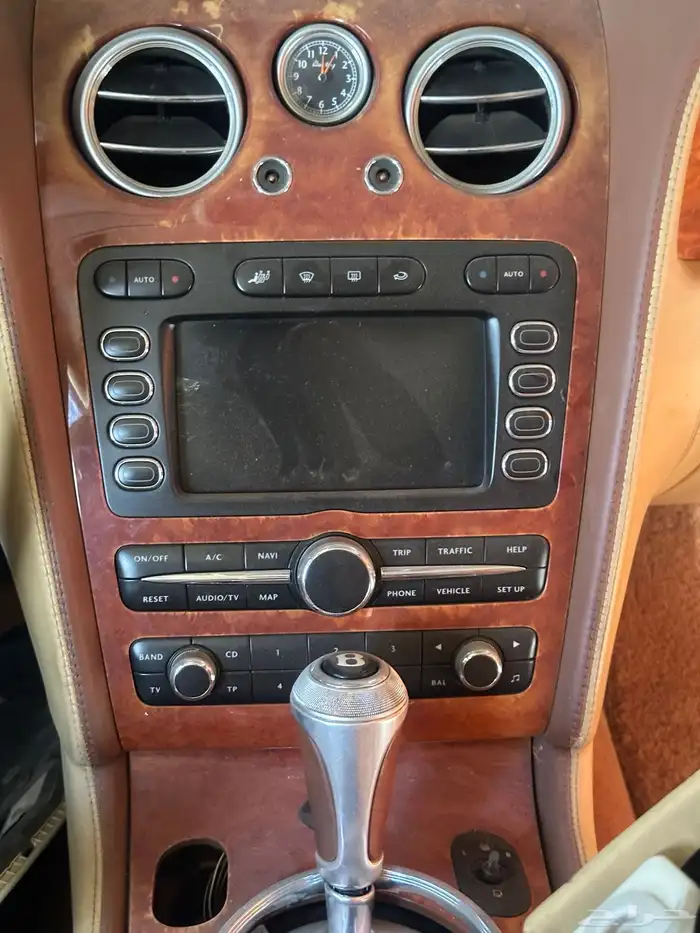 بنتلي ( قطع غيار ) تشليح 12