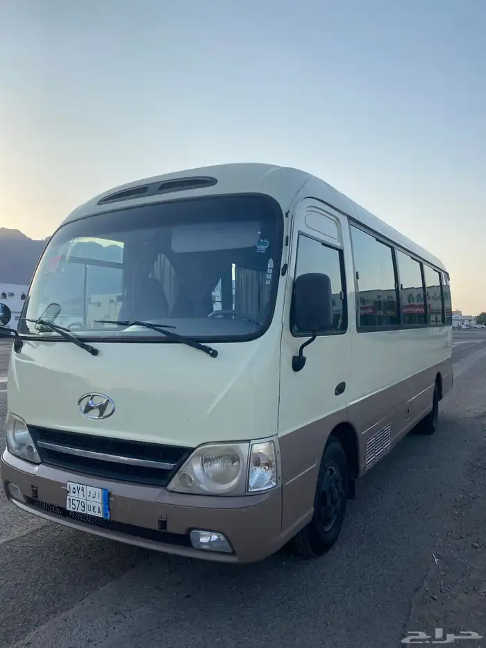 باص كوستر 30 راكب ديزل للإيجار 2