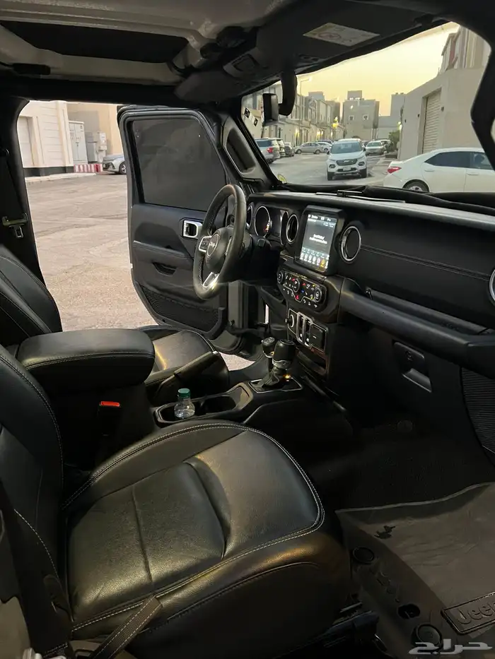 جيب رانجلر صحارى 2023 6 سرندل موتر شرط وكاله قمه بنضافه 10