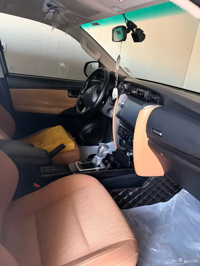 ((ديزل)) فورتشنر دبل 2022 فضي نظيف جدا 8