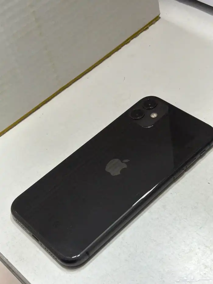 ايفون 11 عادي 0
