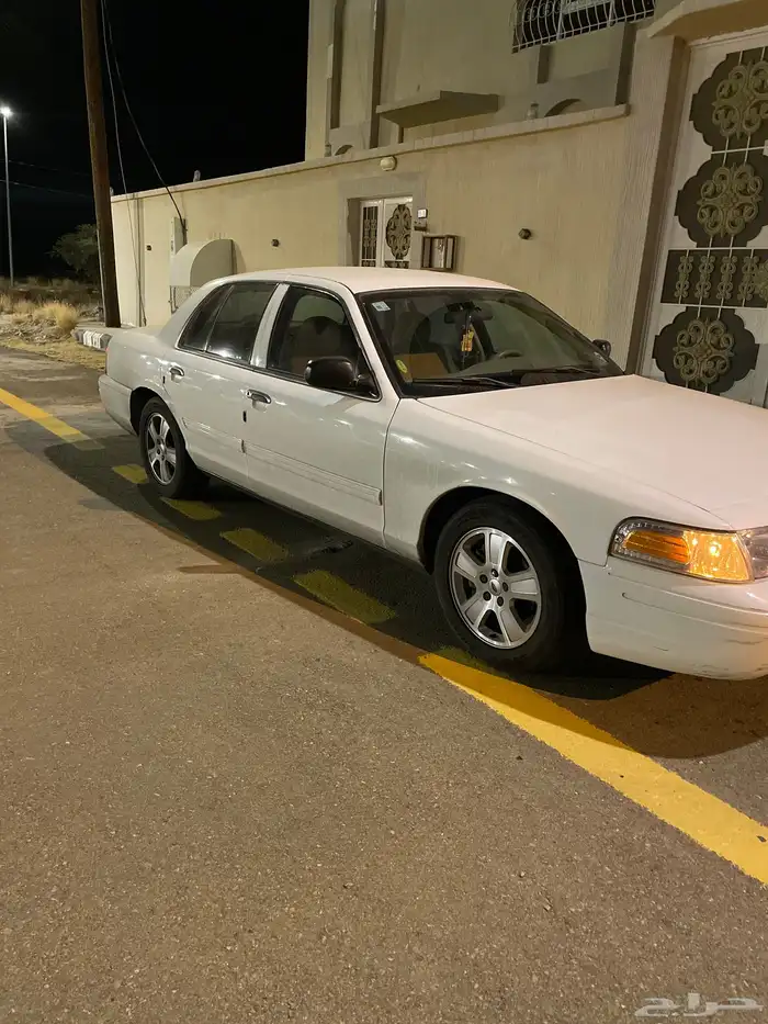 فورد فكتوريا 2010 للبيع او البدل المناسب 1