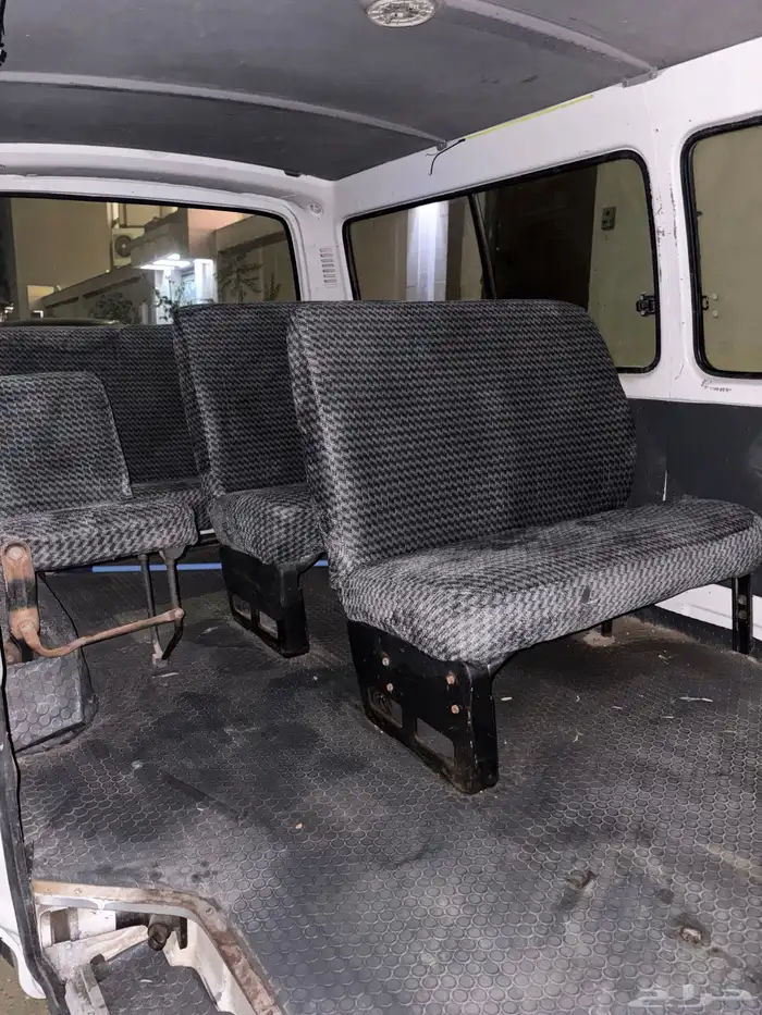 باص تويوتا 2001 7