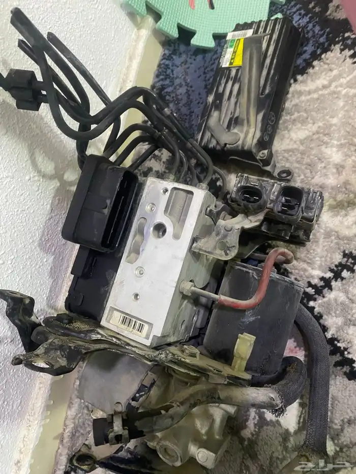 للبيع ABS لكزس LS460 من مديل 2007 إلى 2015 شغال نظيف 1