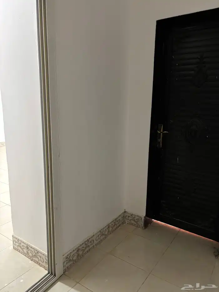 للبيع شقق تمليك مجدده حي الريان ب 350 الف 5