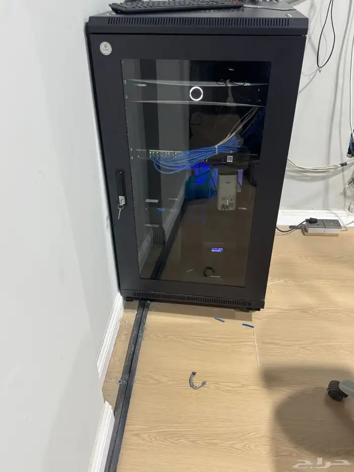 كاميرات مراقبه 2