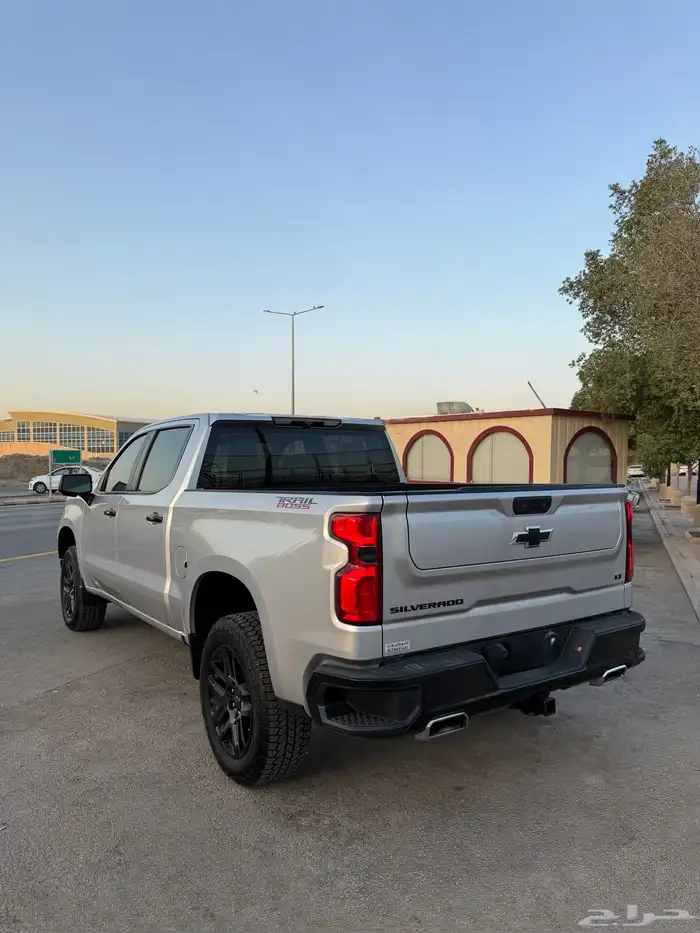 شفرولية سلفرادو z71 تريل بوس 4