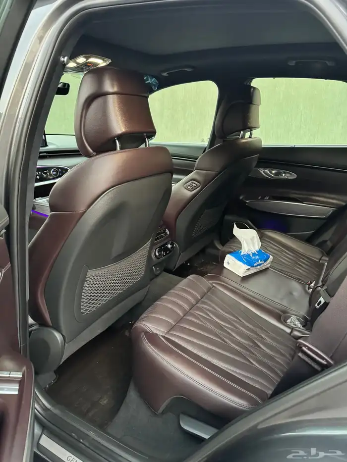 جنسس GV70 موديل 2021 12