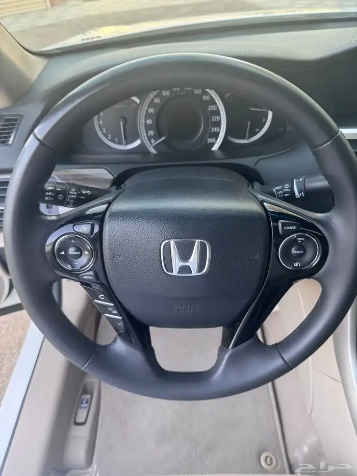 هوندا اكورد ( فل كامل نظيف ) 86