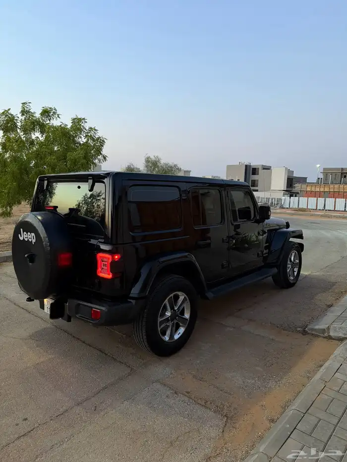 جييب رانجلر صحارى 2021 ( نظييف) V6 7