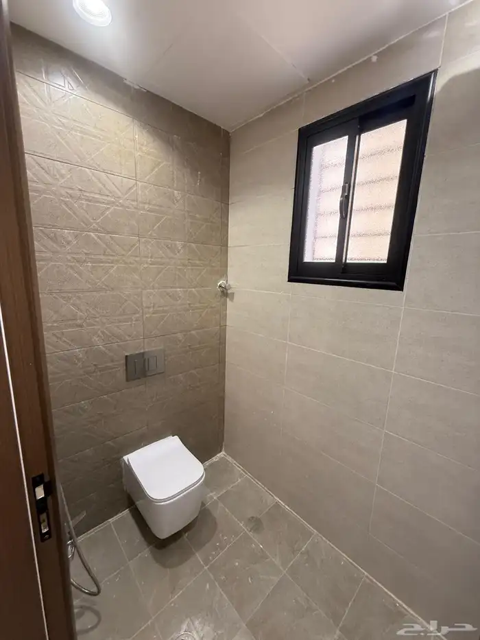 للبيع شقق علويه بمصعد جاهز وسطح خاص ف حي الضيافه ب 500الف 7