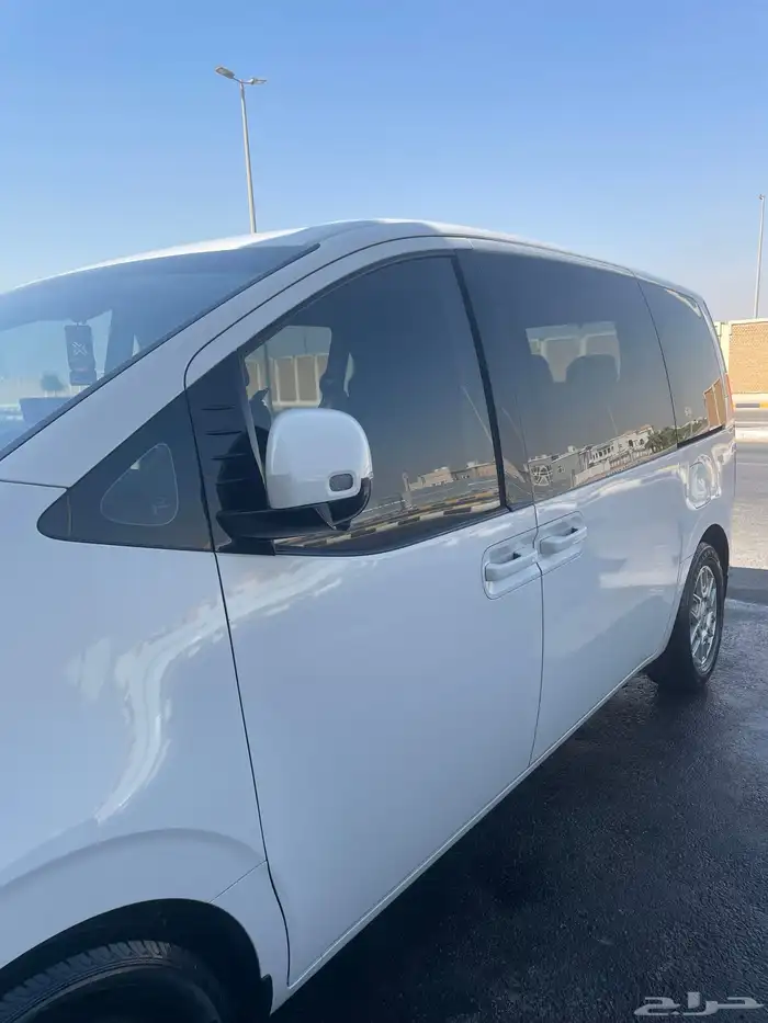 للتنازل او البيع هيونداي ستاريا موديل 2023 ديزل 10