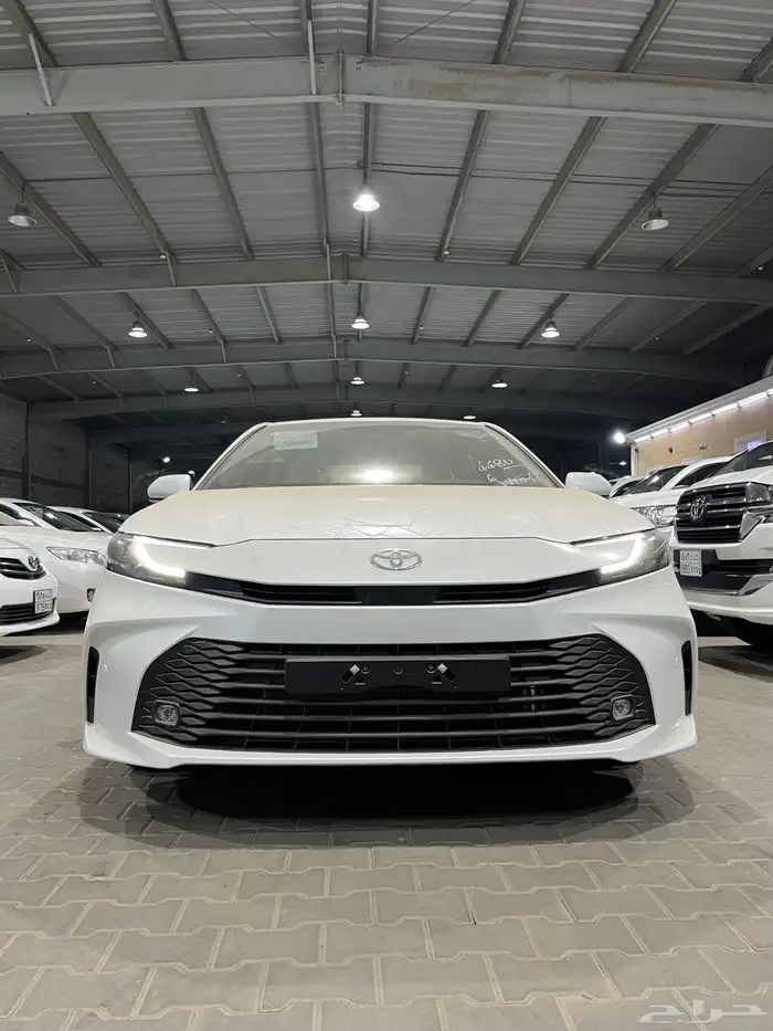 كامري E هايبرد 2025 0