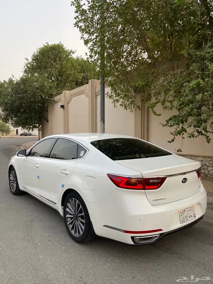 كيا كادينزا 2018 شبه الاصفار 5