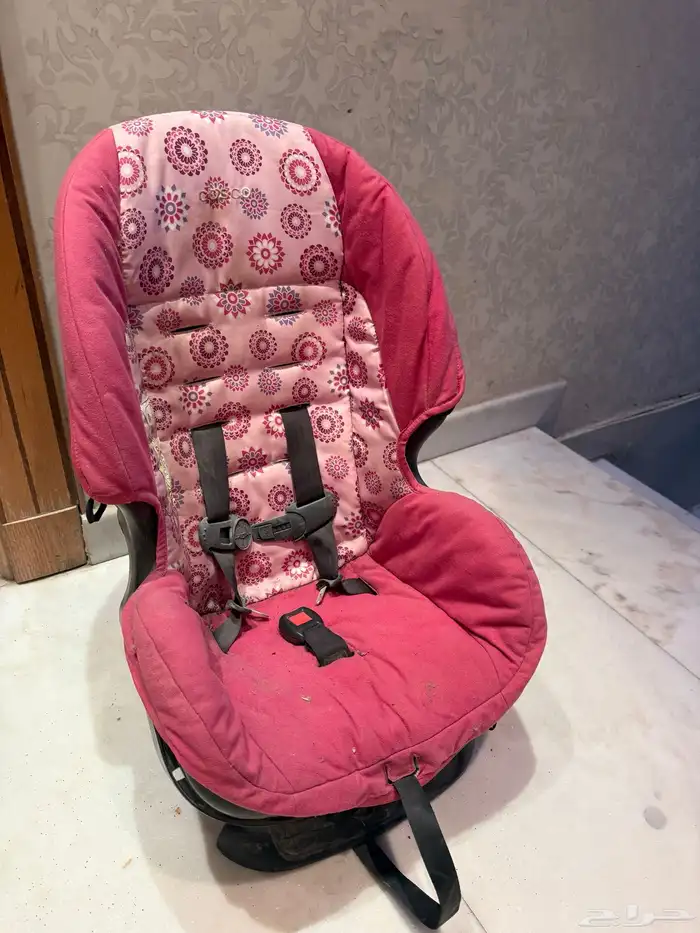 كرسي اطفال للسيارة وكرسي طعام للاطفال ومشاية اطفال 2