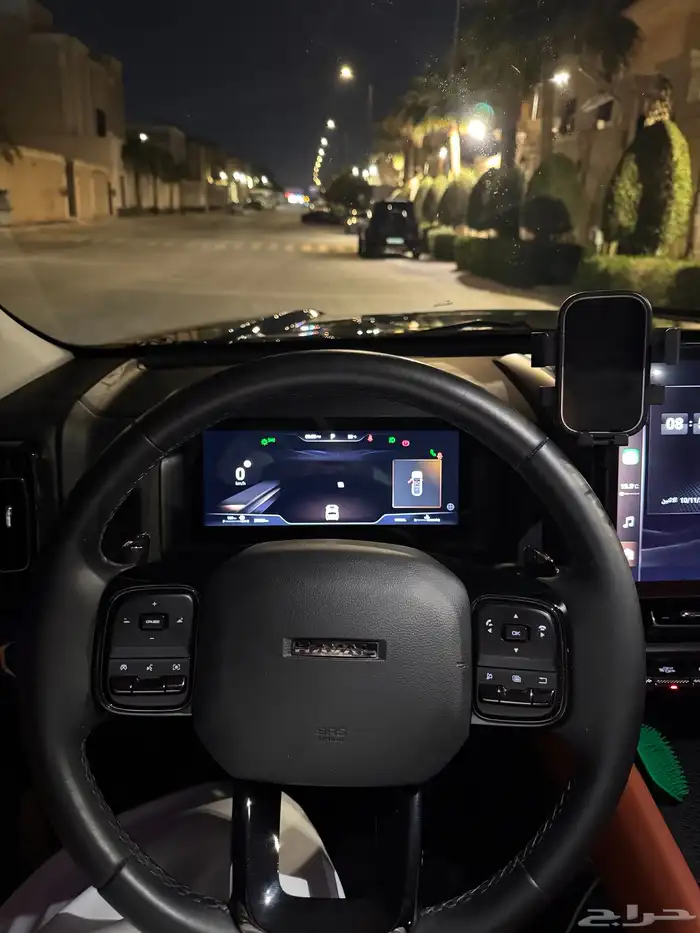 هافال H9 اسود ممشى 28 الف تحت الضمان 7