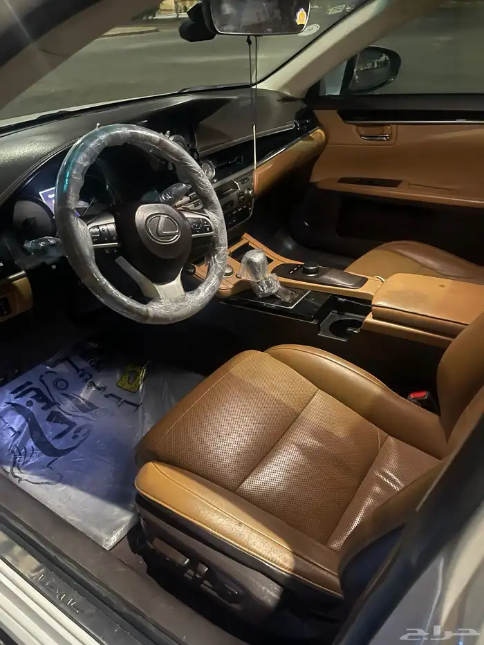 لكزس ES 350 نظيفه جدا 4