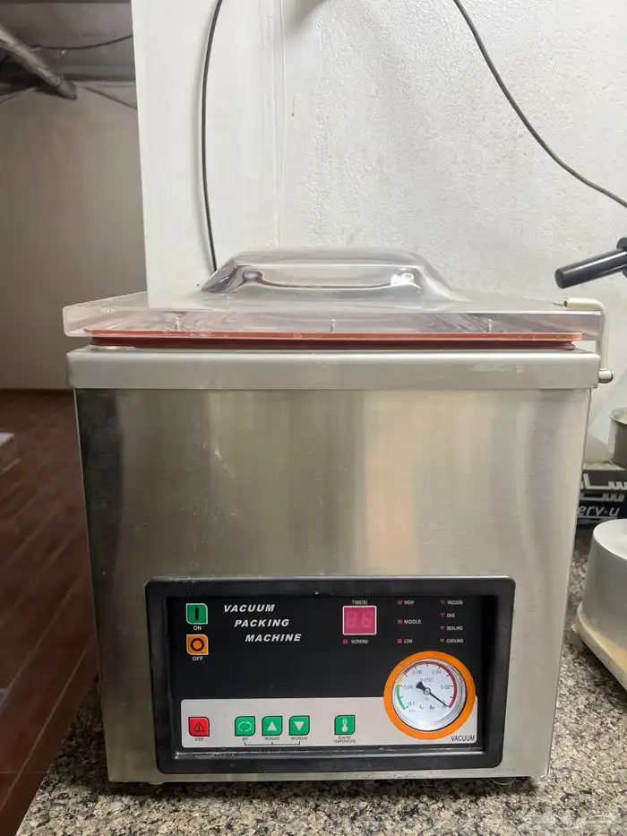 مكينة شفط الهواء فاكيوم 0