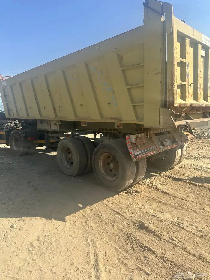 عدد 2 صناديق 24 م شبة جديدة 3