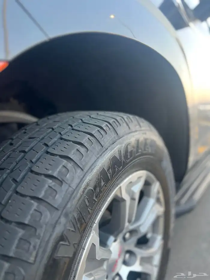 جمس يوكن اسود قصير بدون دبل موديل 2022 18