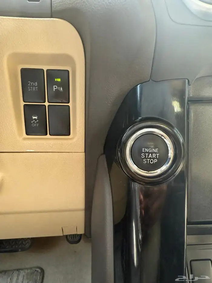 تويوتا برادوTXL v6 2016 ممشى قليل 17