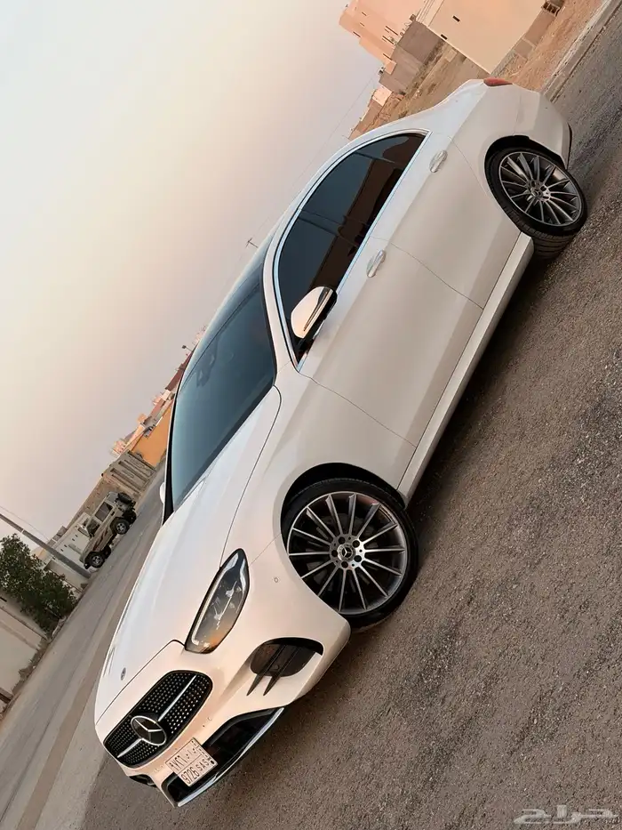 للبيع مرسيدس E300 AMGkit موديل 2022 بدي وكاله 11