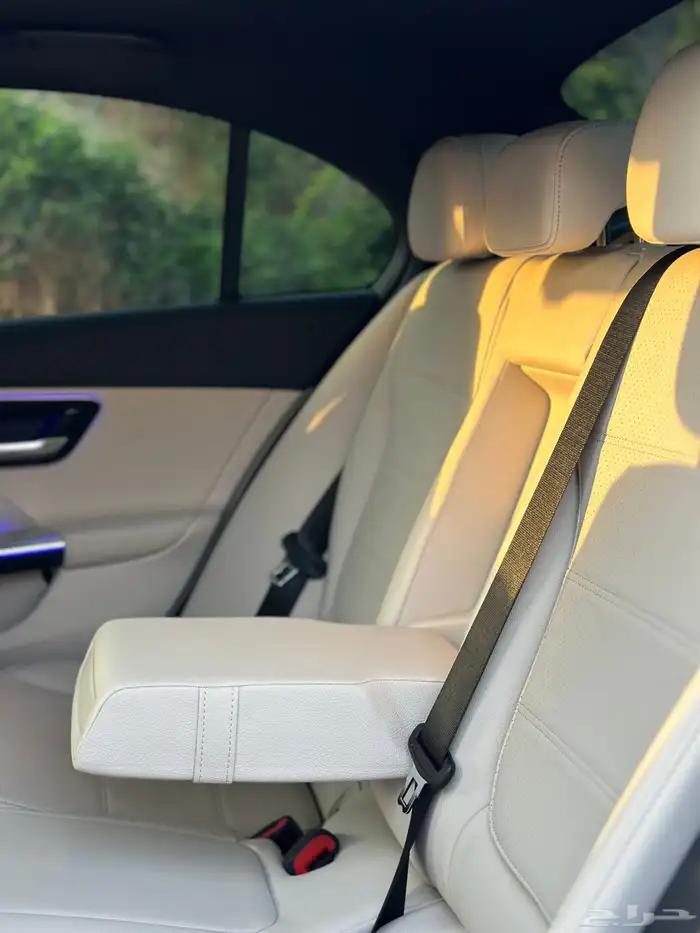 مرسيدس C300 2023 بدي وكاله 42