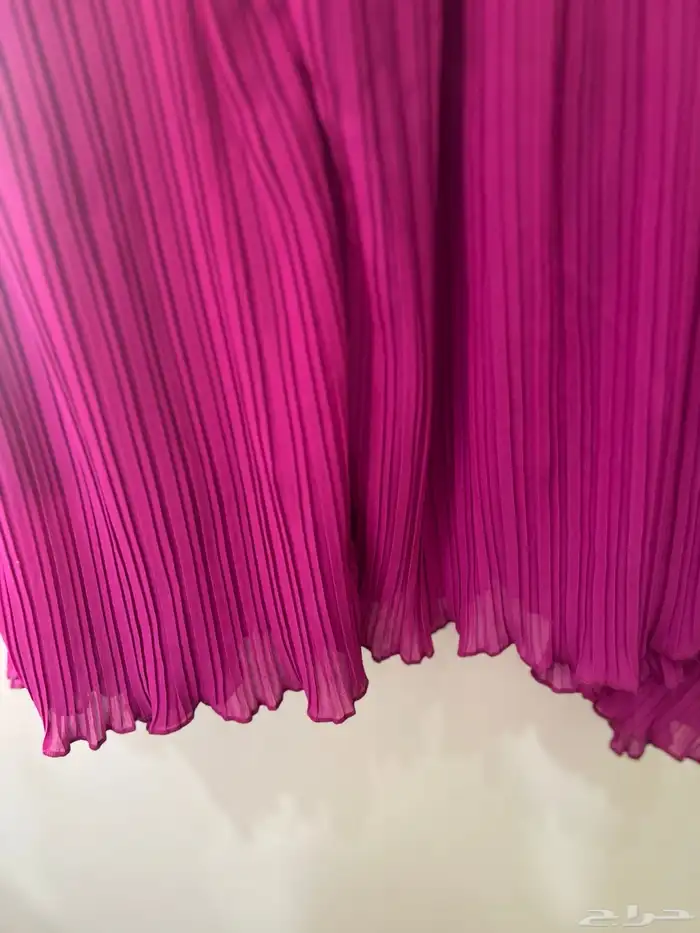 فساتين وجزم بأسعار مناسبه 33