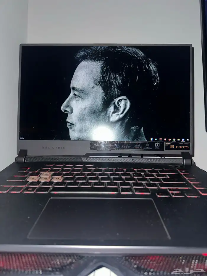 للبيع لاب توب ASUS ROG STRIX 1