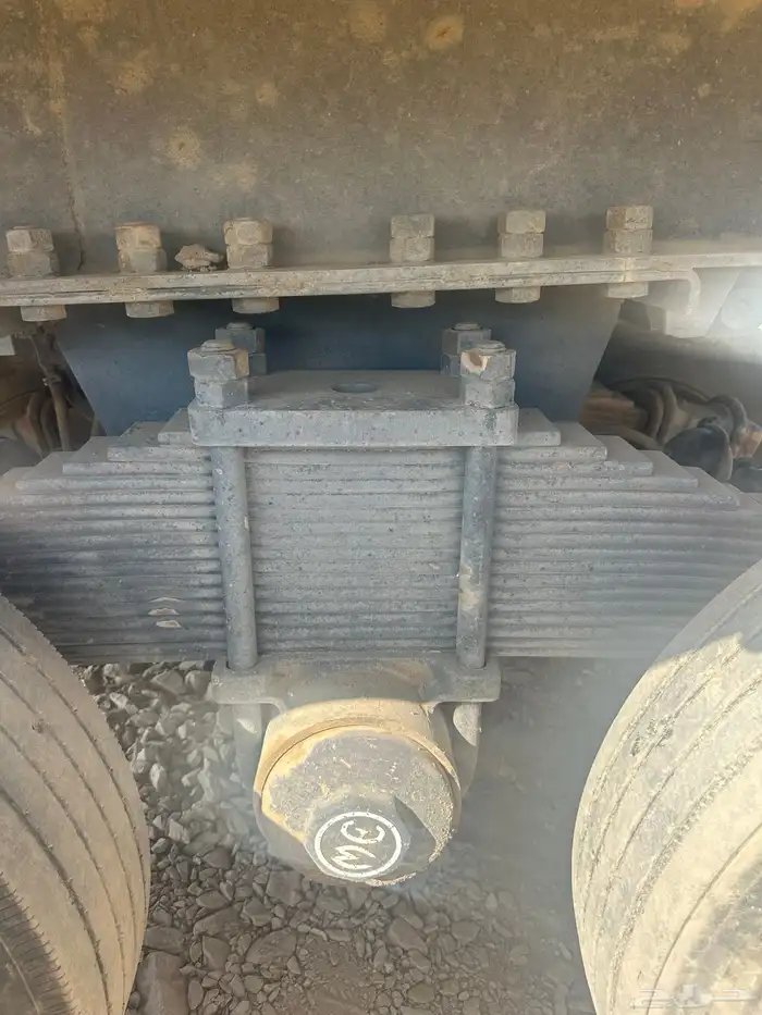 عدد 2 صناديق 24 م شبة جديدة 1