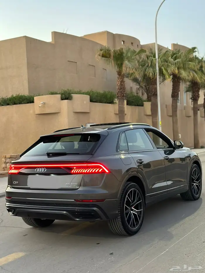 اودي Q8 بحاله الوكاله 2020 ماشي 88 الف SLine 38
