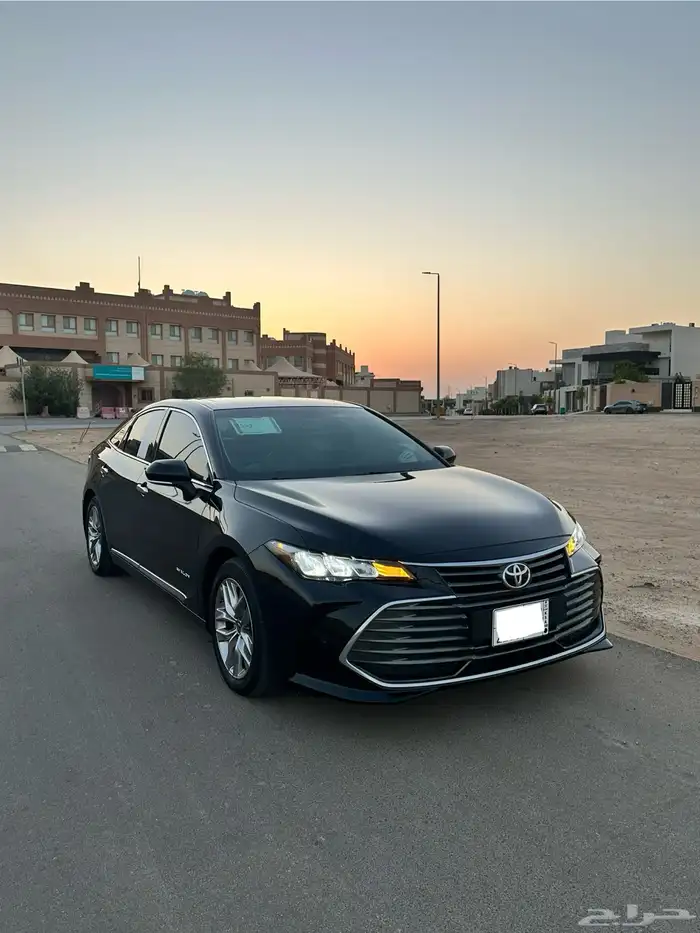 للبيع افالون اسود تورنق 2022 1