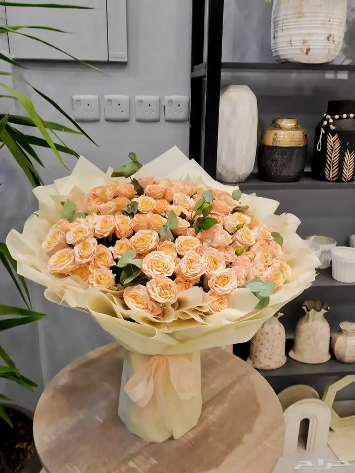 منسق ورد في تبوك خبره سنه لتواصل 1