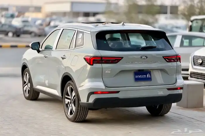 فورد تريتوري 2026 تيتانيوم ( لا تفوتك خدماتنا ) 5