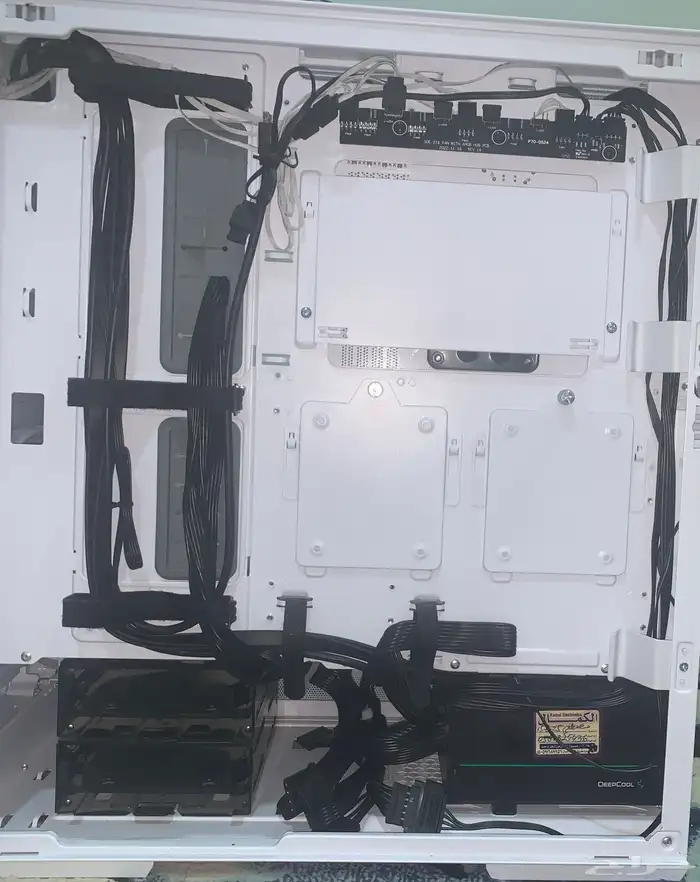 خدمات تركيب وصيانة كمبيوترات بأسعار رمزية pc 5