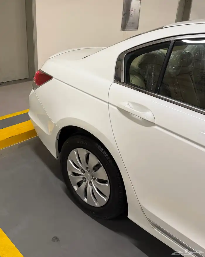 اكورد ستاندر 12 لمتد 11