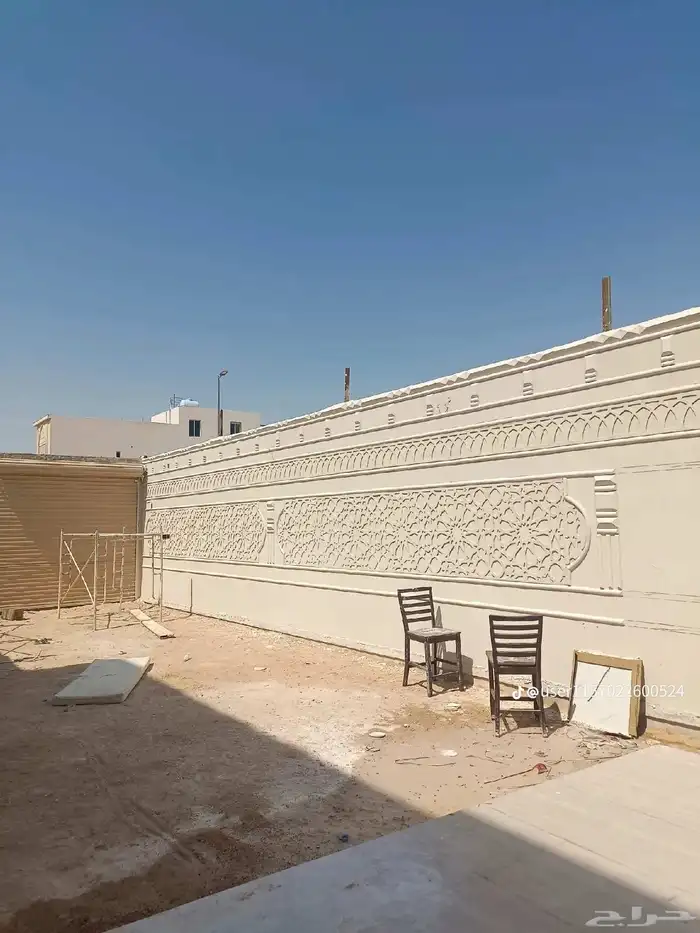 لياسه ملونه باللاسمنت الابيض وبطحاء الرياض معا اعمال العزل 9